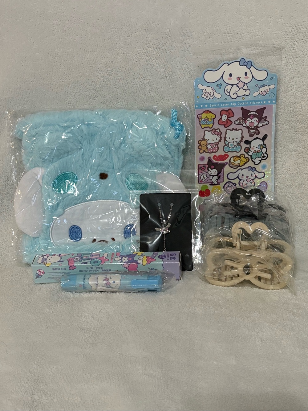 Sanrio Cinnamoroll Bundle #7 Plush Drawstring Bag & Accessories